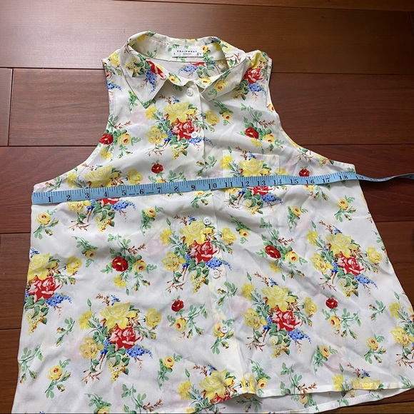SOLD Equipment Femme Floral Print Silk Button Blouse - Picture 9 of 10